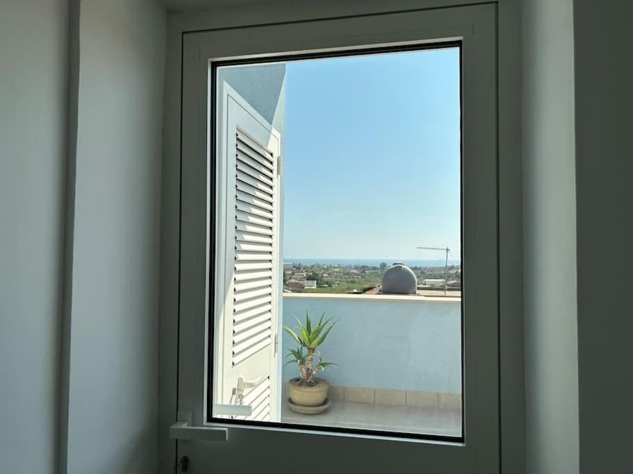 Apartamento La Terrazza Di Mariel Pachino Exterior foto
