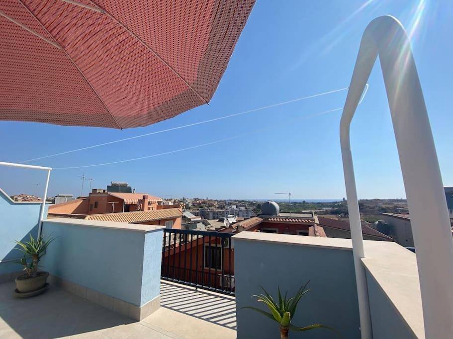 Apartamento La Terrazza Di Mariel Pachino Exterior foto