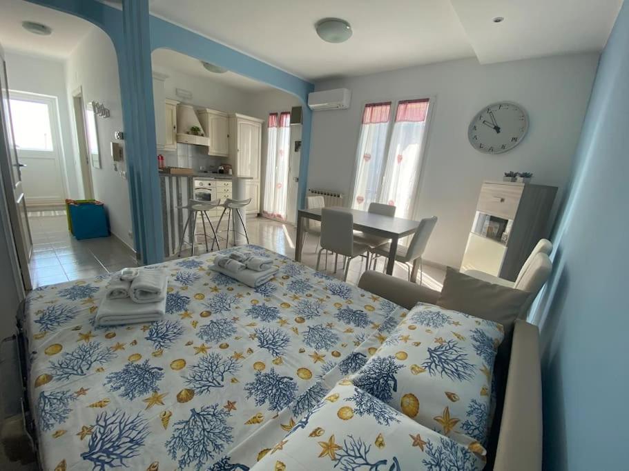 Apartamento La Terrazza Di Mariel Pachino Exterior foto